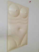 Lade das Bild in den Galerie-Viewer, Wall Art by Dieter Richter Design - nude body
