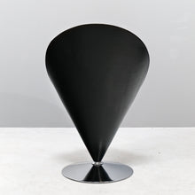 Lade das Bild in den Galerie-Viewer, rare Verner Panton VP01 B cone chair
