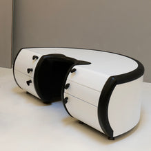 Lade das Bild in den Galerie-Viewer, Luigi Colani - space age desk - Futuro
