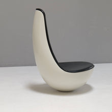 Lade das Bild in den Galerie-Viewer, Wolfgang Feierbach FG 2005 - rocking chair (price on request)
