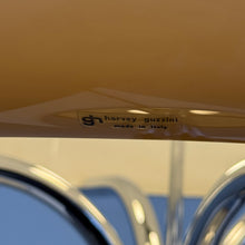 Lade das Bild in den Galerie-Viewer, beige/brown Harvey Guzzini Quadrifoglio lamp - 1970s
