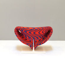 Lade das Bild in den Galerie-Viewer, Ribbon Chair F582 by Pierre Paulin &amp; Jack Lenor Larsen fabrics for Artifort
