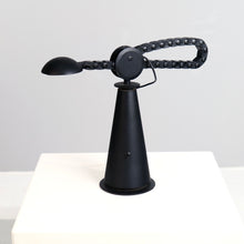 Lade das Bild in den Galerie-Viewer, black Gaucho lamp by Studio P.E.R for Egoluce
