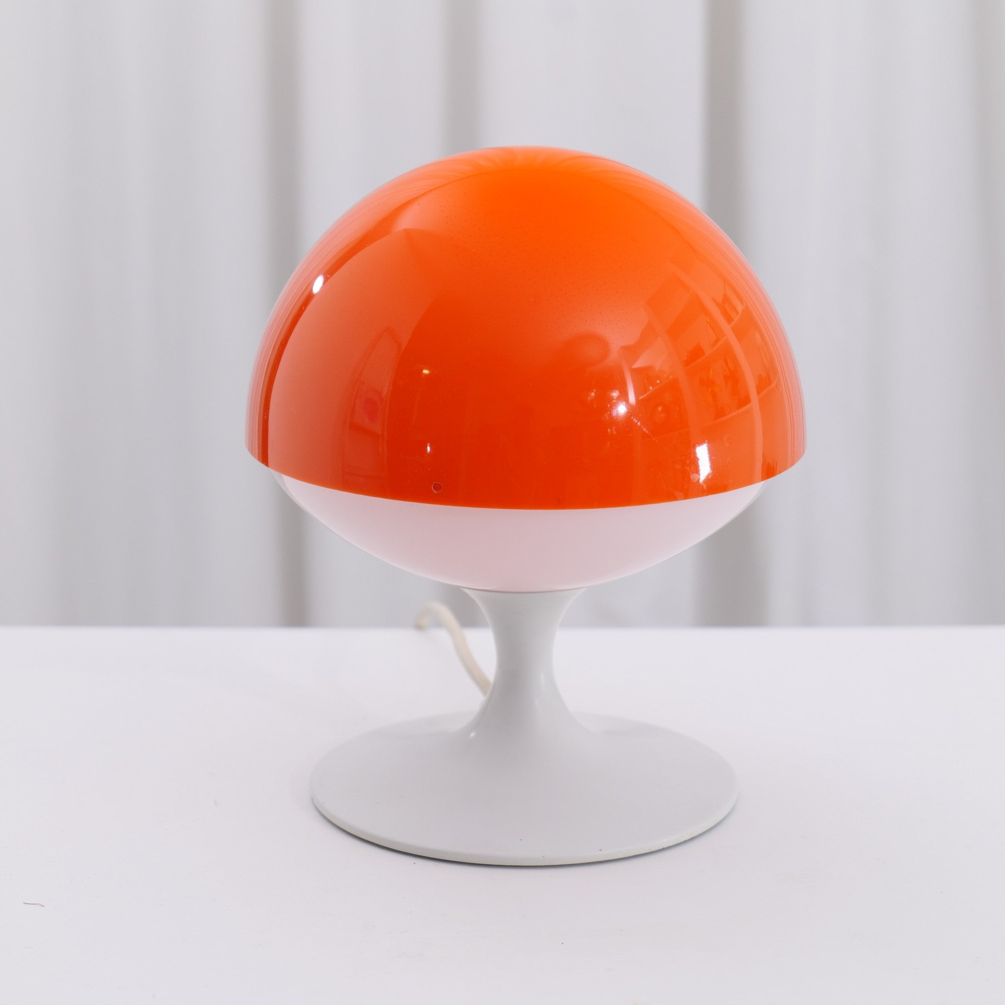 orange Temde space age mushroom lamp – SPEZIFIKUM